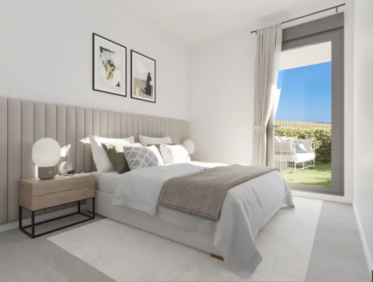 ne-BLUM-B4-04 | 4-bedroom row house prime Manilva location with 27m² terrace
