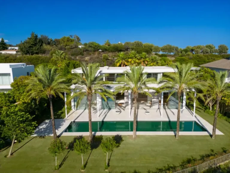 ne-FCG12-B4 | Comfortable 4 bedroom house in beautiful Casares plus terrace