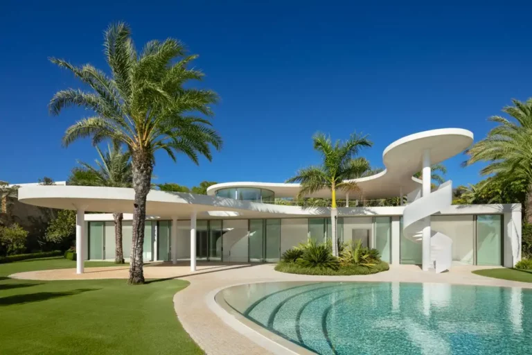 ne-FCG20-B4 | 4-bed mansion 552 sqm on the Costa del Sol
