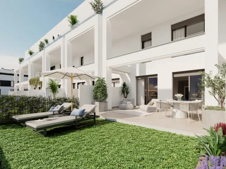 ne-SYST2-P1-DD-B3 | 3-bedroom residence prime Estepona location private terrace
