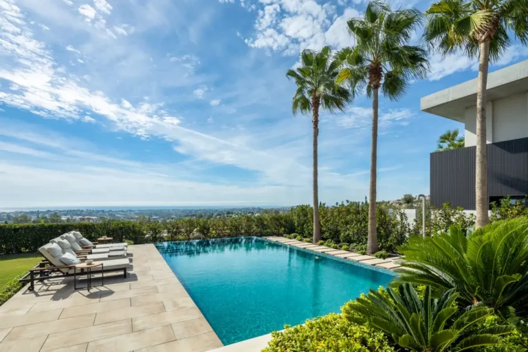 ne-THH5-B6 | Superb 6-bed villa in beautiful Benahavís and balcony