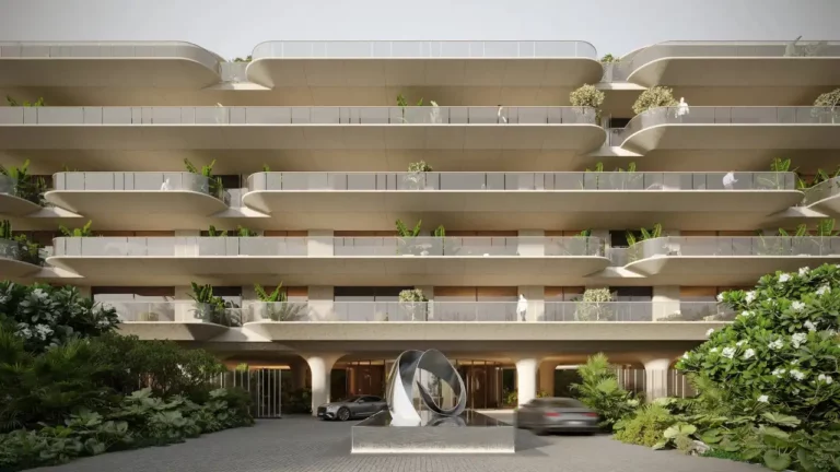 ne-TYRE-B4-04 | Apartment 420m² accommodation prime Estepona location
