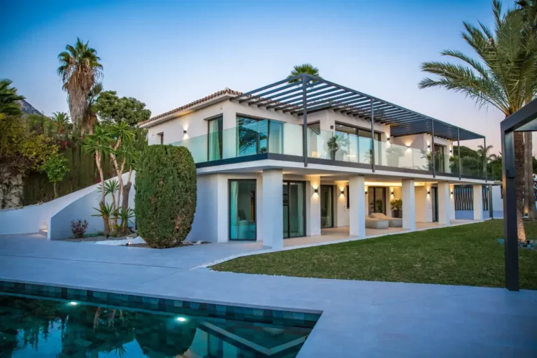 ne-VIN1-B5 | 5beds residence Costa del Sol property with 391m² balcony