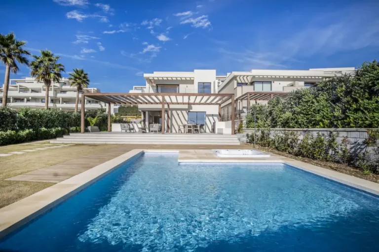 ne-VLY-B4 | Wonderful detached house Costa del Sol location